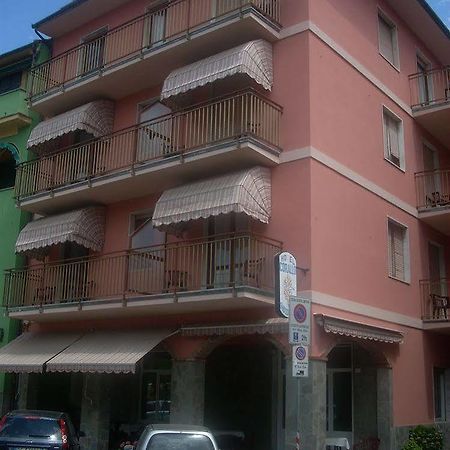 Hotel Corallo مونيلّي المظهر الخارجي الصورة