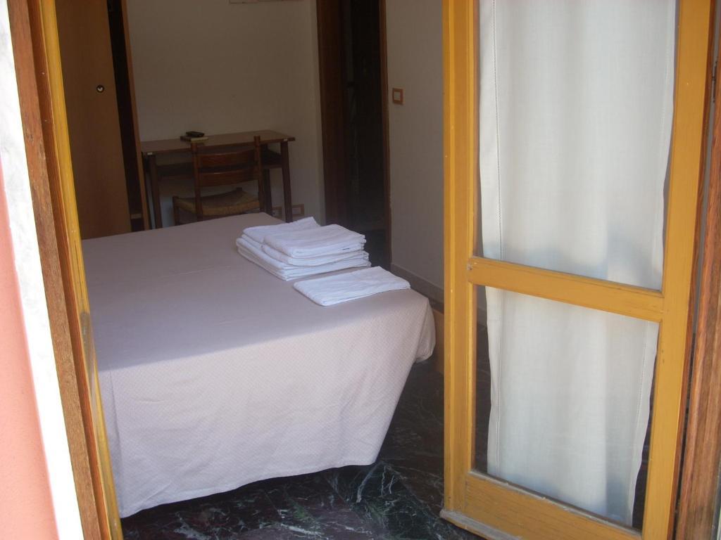 Hotel Corallo مونيلّي الغرفة الصورة